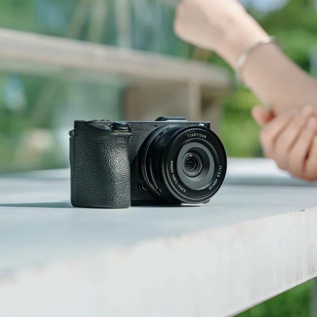 TTartisan AF 14mm F3.5 APS-C Prime Lens - Vitopal