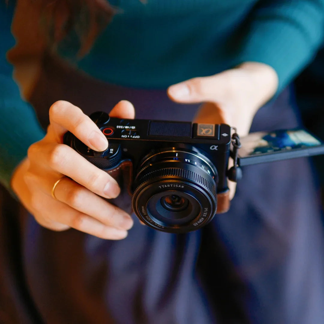 TTartisan AF 14mm F3.5 APS-C Prime Lens - Vitopal