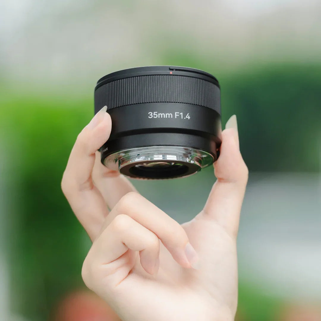 7artisans AF 35mm F1.4 Large Aperture APS-C Lens - Vitopal