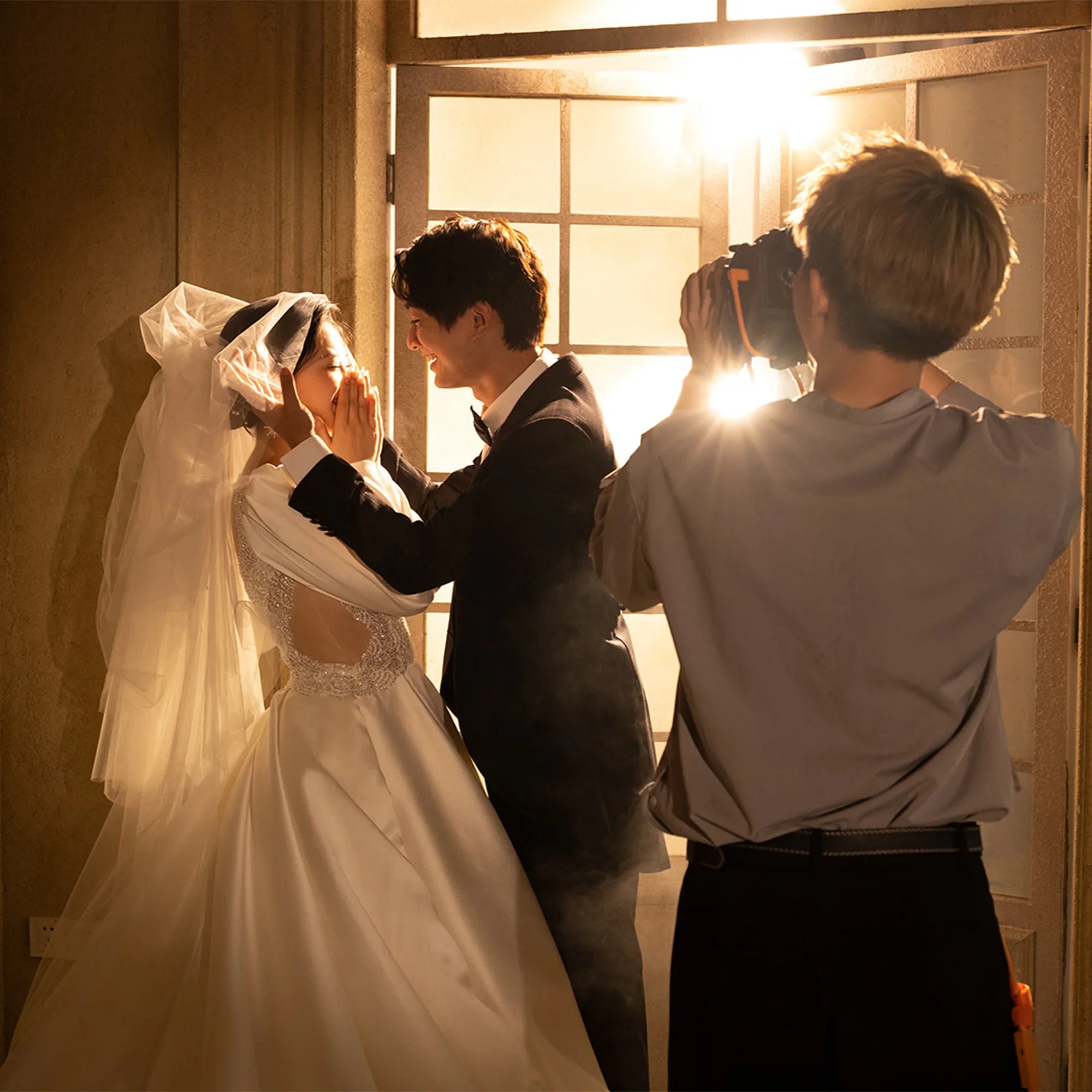 Nanlite FS-300B Bi-Color LED Monolight - Vitopal