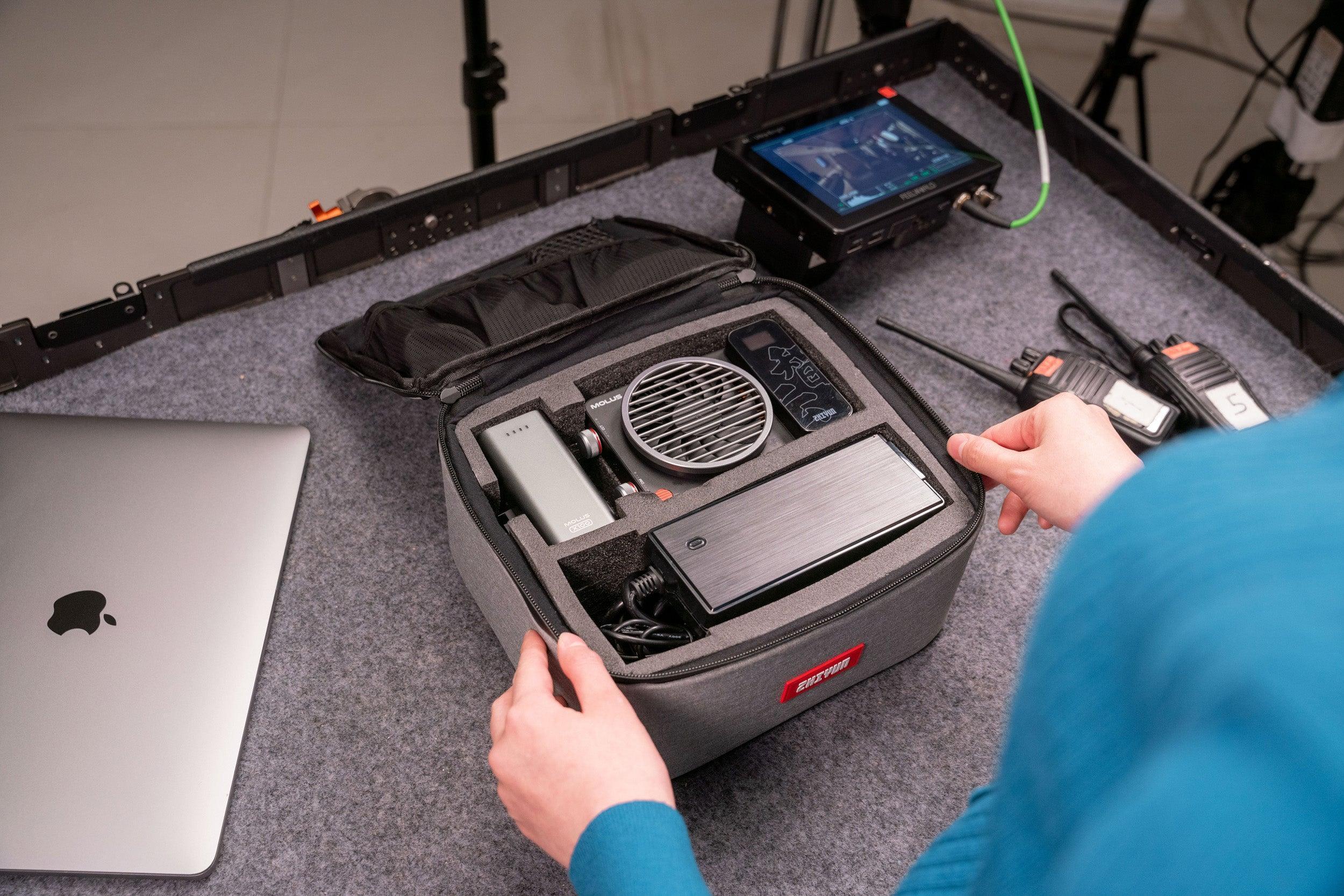 ZHIYUN MOLUS X100 100W Bi-Color LED Video Light - Vitopal